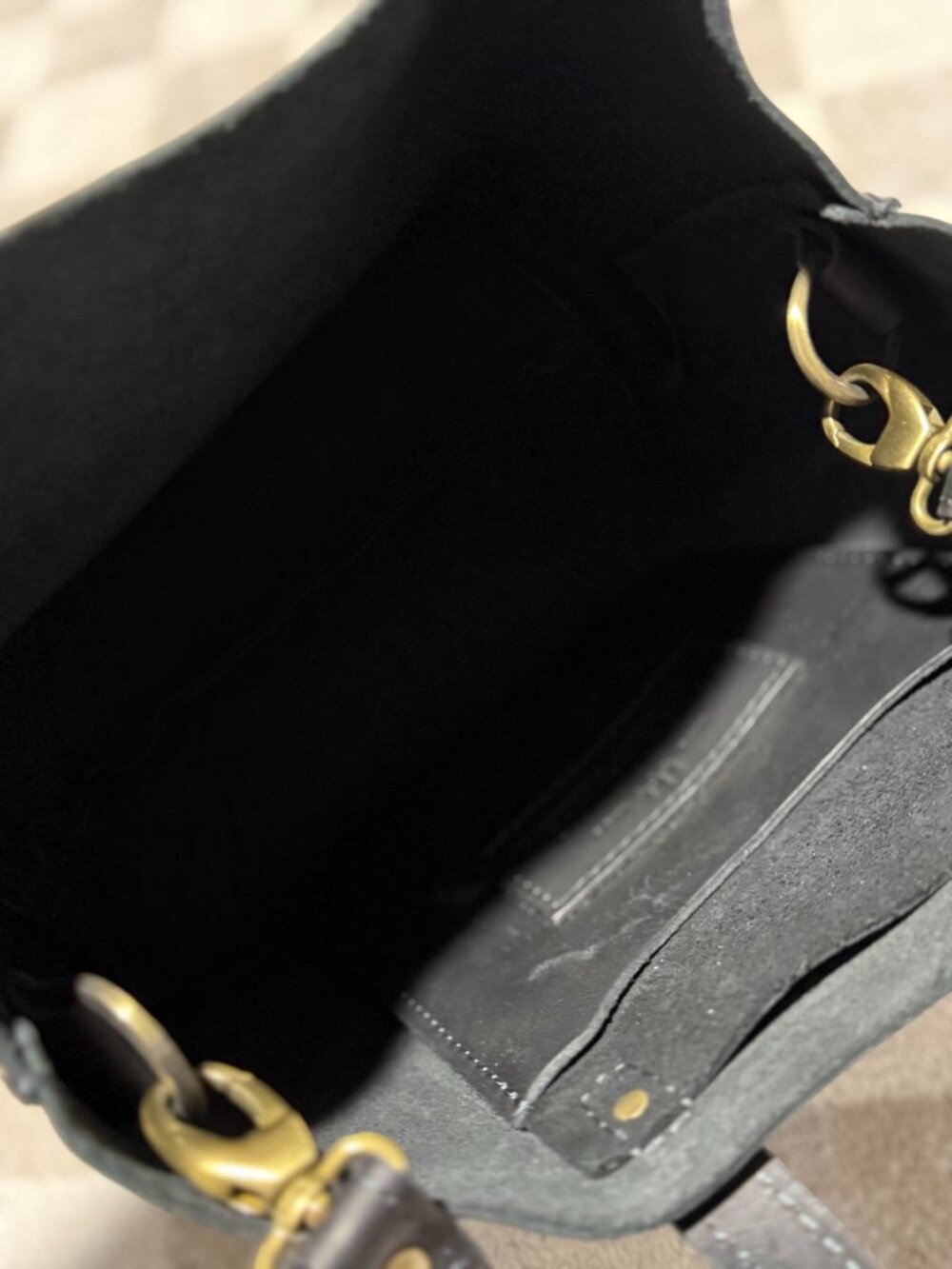 Portland Leather Tote Purse - Picture 3 of 3